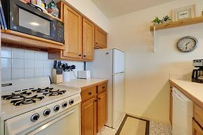 Beachfront Onekama Vacation Rental w/ Balcony!