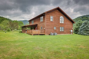 Slaty Fork Home ~ 6 Mi to Snowshoe Mountain Resort