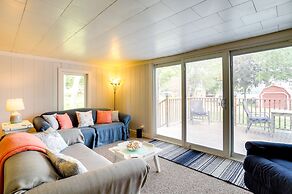 Lakefront Vacation Rental, 13 Mi to South Haven!