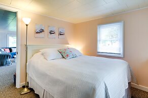 Lakefront Vacation Rental, 13 Mi to South Haven!