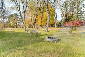 Lakefront Vacation Rental, 13 Mi to South Haven!