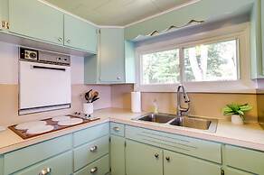 Lakefront Vacation Rental, 13 Mi to South Haven!