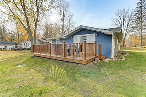Lakefront Vacation Rental, 13 Mi to South Haven!