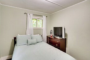 Monterey Haven < 1/2 Mi to Lake Garfield w/ Kayaks