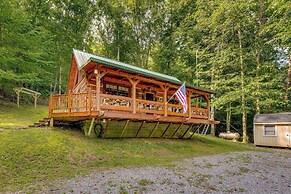 Cozy Log Cabin on 11 Acres: 3 Mi to Cherokee Lake!