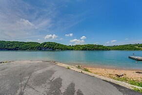 Fire Pit & Stunning Lake Views: Shell Knob Home!