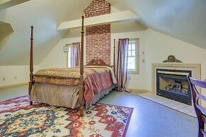 Ronks Vacation Rental: 2 Mi to Dutch Wonderland!