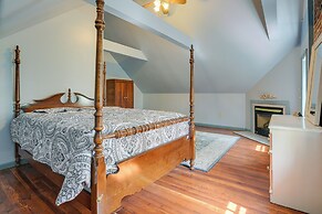 Ronks Vacation Rental: 2 Mi to Dutch Wonderland!