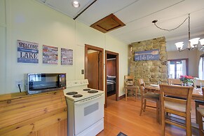 Beach & Kayaks: Waterfront Cabin on Lake Pleasant!