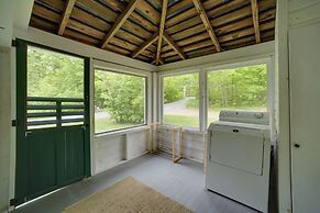 Beach & Kayaks: Waterfront Cabin on Lake Pleasant!