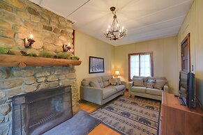 Beach & Kayaks: Waterfront Cabin on Lake Pleasant!