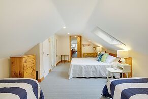 Kennebunkport Getaway w/ Grill: Walk to Beach!