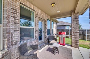 9 Mi to Frisco Square: Stylish Home w/ Backyard
