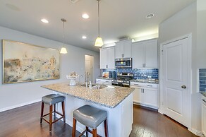 9 Mi to Frisco Square: Stylish Home w/ Backyard