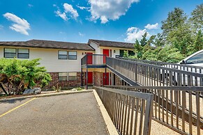 Hot Springs Condo on Lake Hamilton w/ Boat Slip!