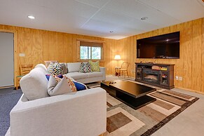 Cozy Arkdale Wood Cabin Near Petenwell Lake!