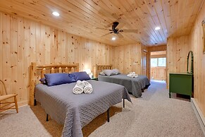 Cozy Arkdale Wood Cabin Near Petenwell Lake!