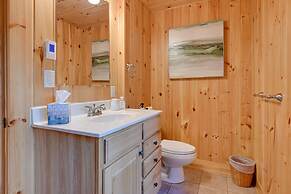 Cozy Arkdale Wood Cabin Near Petenwell Lake!