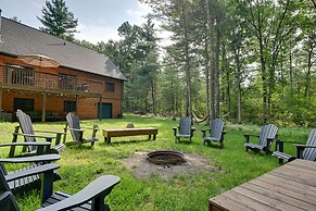 Cozy Arkdale Wood Cabin Near Petenwell Lake!