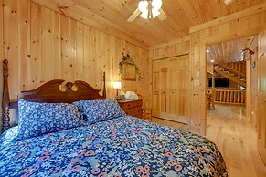 Cozy Arkdale Wood Cabin Near Petenwell Lake!