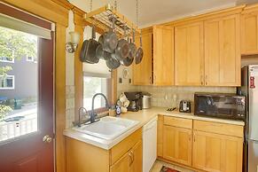 Algoma Victorian - Steps to Lake Michigan!