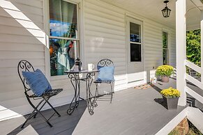 Tranquil Cottage in Virginia Countryside w/ Pond!