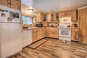 Creekside Clancy Cabin in Helena Natl Forest!