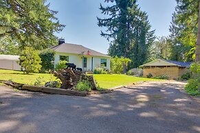 Vintage Cottage by Leaburg Canal w/ Large Yard!