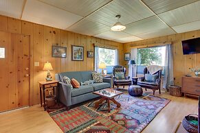 Vintage Cottage by Leaburg Canal w/ Large Yard!