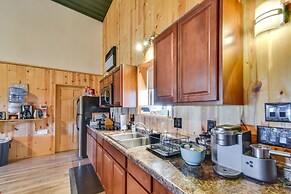 Secluded Nebraska Getaway: 2 Mi to Lake Mcconaughy