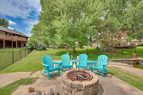 Waterfront Texas Retreat w/ Deck, Grill & Fire Pit