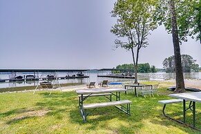 Chic Spring City Townhome on Watts Bar Lake!