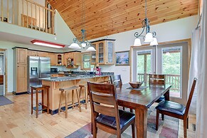 Marble Mountainside Escape w/ Wraparound Deck