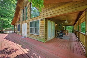 Marble Mountainside Escape w/ Wraparound Deck
