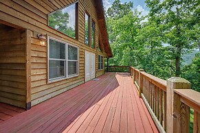 Marble Mountainside Escape w/ Wraparound Deck