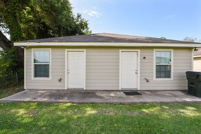Lovely Lake Charles Duplex in Central Location!