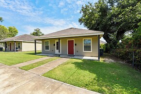 Lovely Lake Charles Duplex in Central Location!