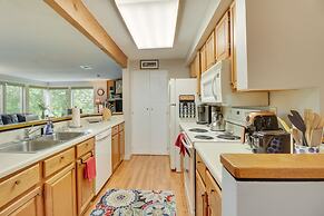 Wintergreen Resort Vacation Rental w/ Balcony!