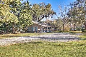 Waveland Retreat w/ Yard: Walkable Location