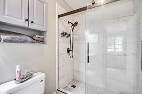 Waveland Retreat w/ Yard: Walkable Location