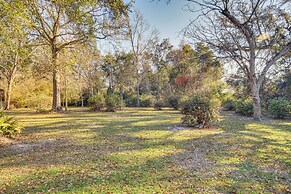 Waveland Retreat w/ Yard: Walkable Location