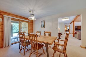 Pet-friendly Conway Cabin ~ 5 to Campton Mountain!