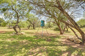 Pet-friendly Texas Home w/ Furnished Patio & Grill