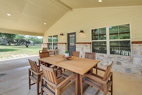 Pet-friendly Texas Home w/ Furnished Patio & Grill