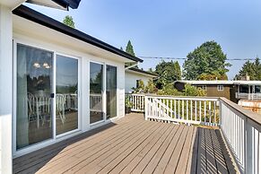 Serene Forest Grove Home w/ Deck & Stunning Views!
