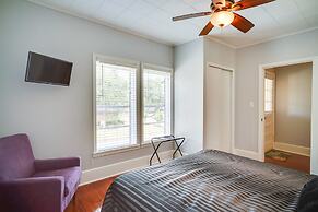 Lake Charles Vacation Rental - Walk to the Lake!