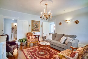 Lake Charles Vacation Rental - Walk to the Lake!