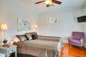 Lake Charles Vacation Rental - Walk to the Lake!