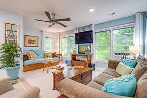 Creekside Hendersonville Haven: Hot Tub & Fire Pit