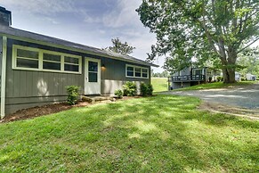 Quiet Charlottesville Hideaway in Baileys Retreat!